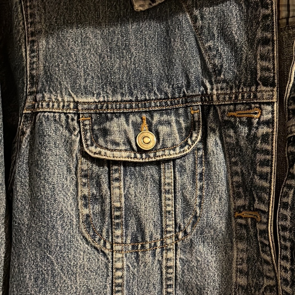 Jean jacket - Picture 2 of 3